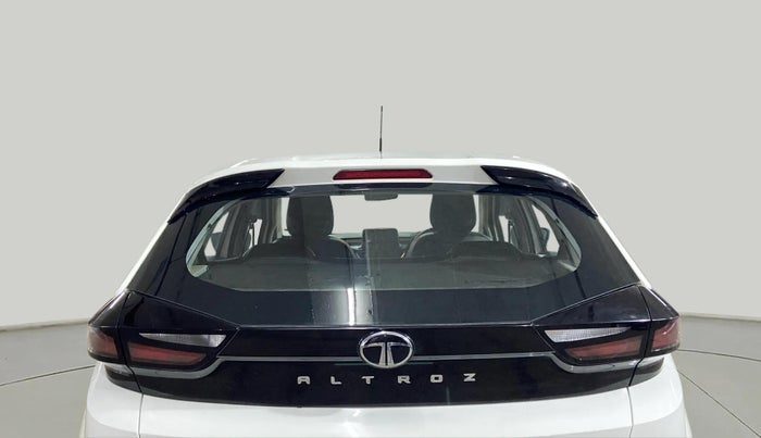 2024 Tata ALTROZ XMA PLUS PETROL, Petrol, Manual, 7,875 km, Rear Windshield