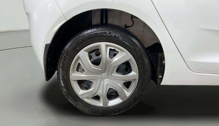 2024 Tata ALTROZ XMA PLUS PETROL, Petrol, Manual, 7,875 km, Right Rear Wheel