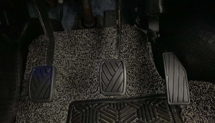 2021 Maruti New Wagon-R VXI (O) 1.0, Petrol, Manual, 35,966 km, Pedals