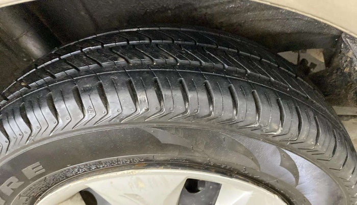 2021 Maruti New Wagon-R VXI (O) 1.0, Petrol, Manual, 35,966 km, Left Front Tyre Tread
