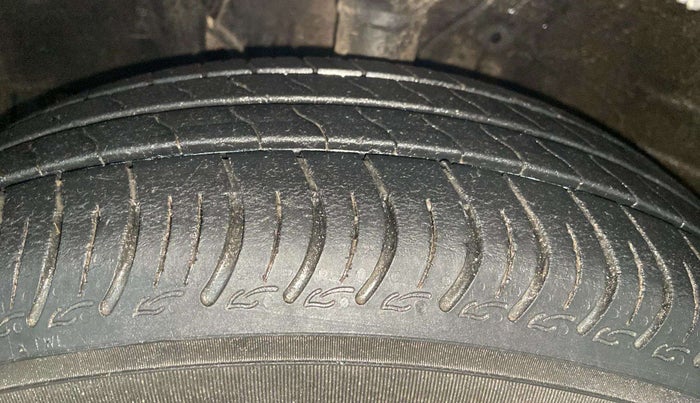 2023 Maruti New Wagon-R VXI 1.0, Petrol, Manual, 26,836 km, Left Front Tyre Tread
