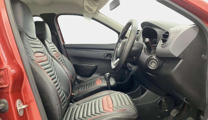 2018 Renault Kwid RXT 0.8 (O), Petrol, Manual, 23,777 km, Right Side Front Door Cabin