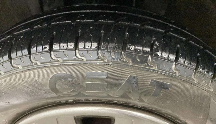 2018 Renault Kwid RXT 0.8 (O), Petrol, Manual, 23,777 km, Left Rear Tyre Tread