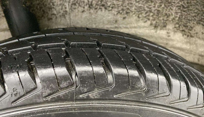 2022 Maruti Alto K10 VXI PLUS, Petrol, Manual, 10,378 km, Right Rear Tyre Tread