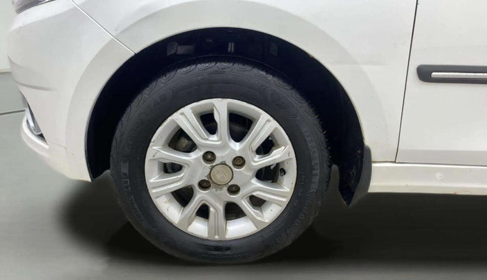 2016 Tata Tiago XZ PETROL, Petrol, Manual, 67,312 km, Left Front Wheel
