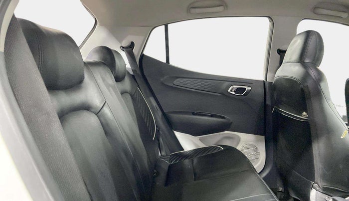 2019 Hyundai GRAND I10 NIOS SPORTZ AMT 1.2 KAPPA VTVT, Petrol, Automatic, 26,766 km, Right Side Rear Door Cabin