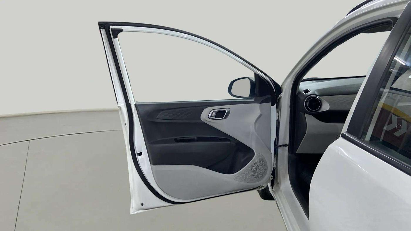 2019 Hyundai GRAND I10 NIOS SPORTZ AMT 1.2 KAPPA VTVT, Petrol, Automatic, 26,766 km, LHS Front Door
