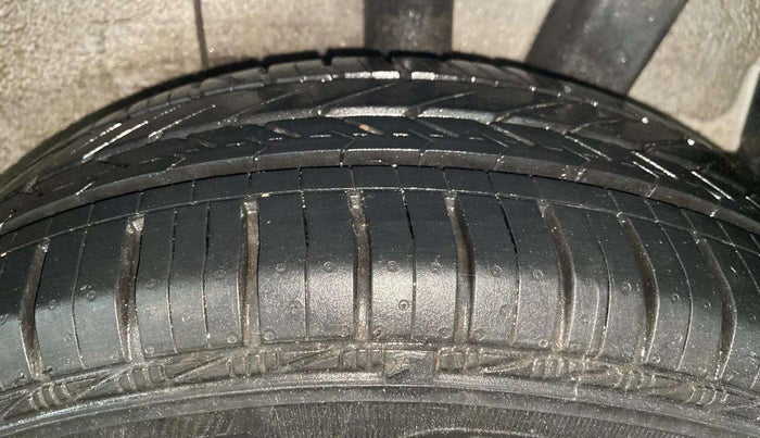 2019 Hyundai GRAND I10 NIOS SPORTZ AMT 1.2 KAPPA VTVT, Petrol, Automatic, 26,766 km, Left Rear Tyre Tread