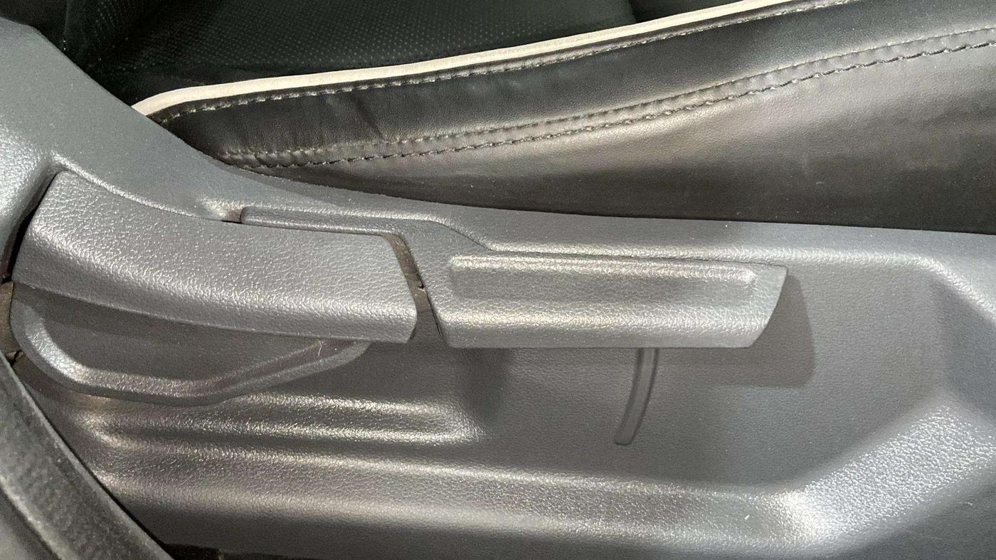 2019 Hyundai GRAND I10 NIOS SPORTZ AMT 1.2 KAPPA VTVT, Petrol, Automatic, 26,766 km, Driver Side Adjustment Panel