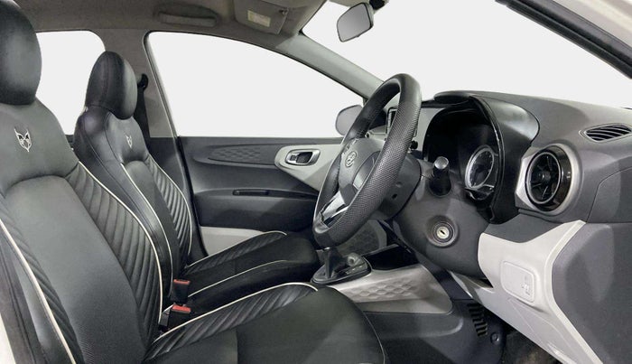 2019 Hyundai GRAND I10 NIOS SPORTZ AMT 1.2 KAPPA VTVT, Petrol, Automatic, 26,766 km, Right Side Front Door Cabin