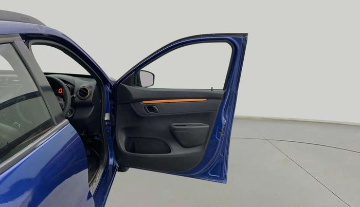 2017 Renault Kwid CLIMBER 1.0 AMT, Petrol, Automatic, 66,042 km, RHS Front Door