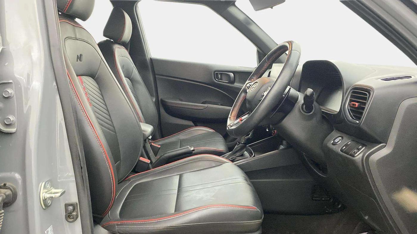 2023 Hyundai VENUE N LINE N6 1.0 TURBO DCT, Petrol, Automatic, 33,368 km, Right Side Front Door Cabin