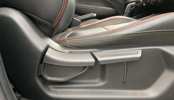 2023 Hyundai VENUE N LINE N6 1.0 TURBO DCT, Petrol, Automatic, 33,138 km, Driver Side Adjustment Panel