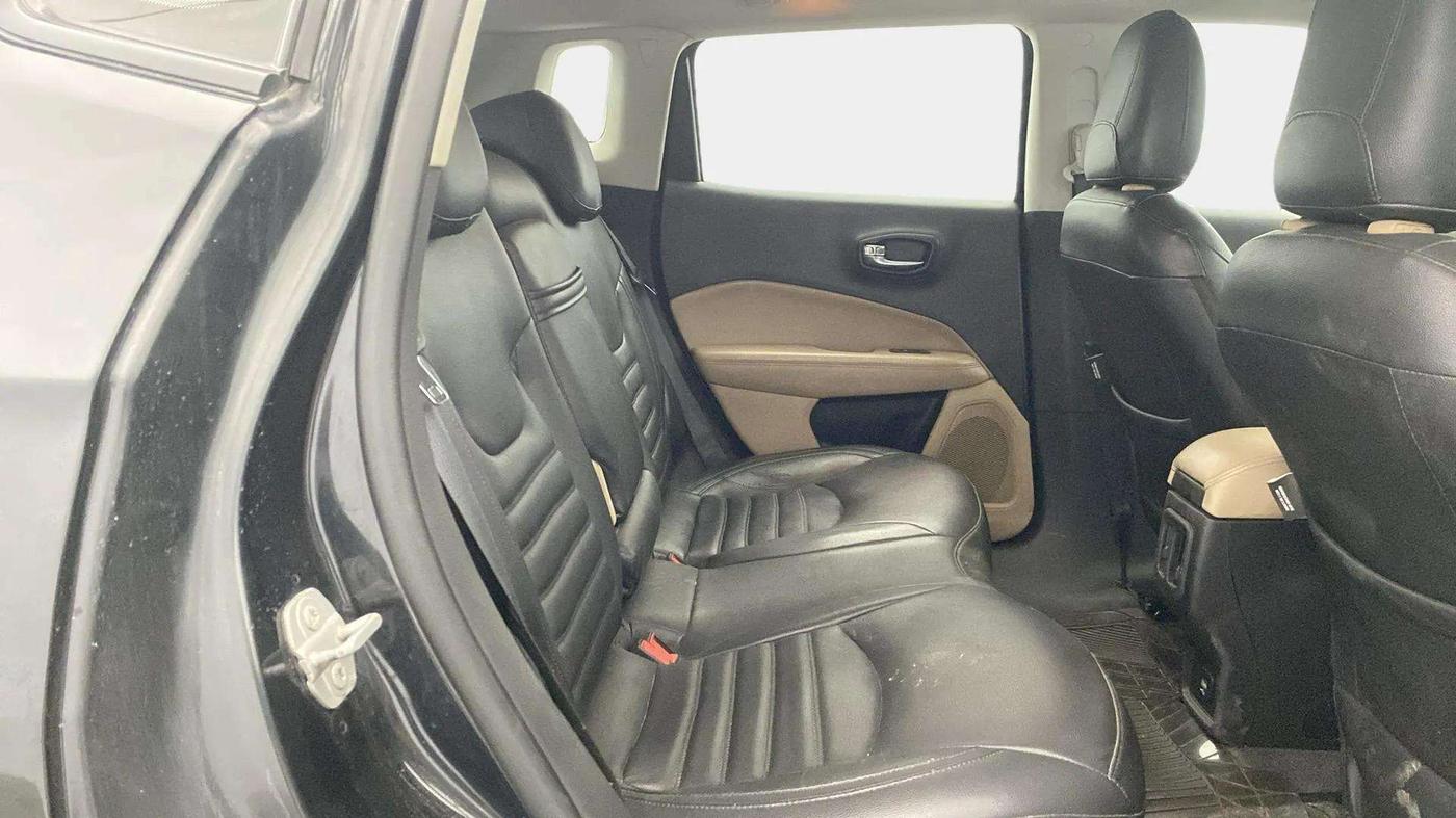 2018 Jeep Compass LONGITUDE (O) 2.0 DIESEL, Diesel, Manual, 83,285 km, Right Side Rear Door Cabin
