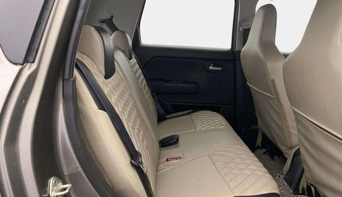 2023 Maruti New Wagon-R VXI 1.0, Petrol, Manual, 22,329 km, Right Side Rear Door Cabin