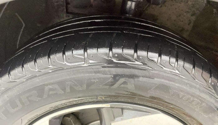 2019 Hyundai VENUE SX PLUS 1.0 TURBO DCT, Petrol, Automatic, 1,13,554 km, Left Front Tyre Tread