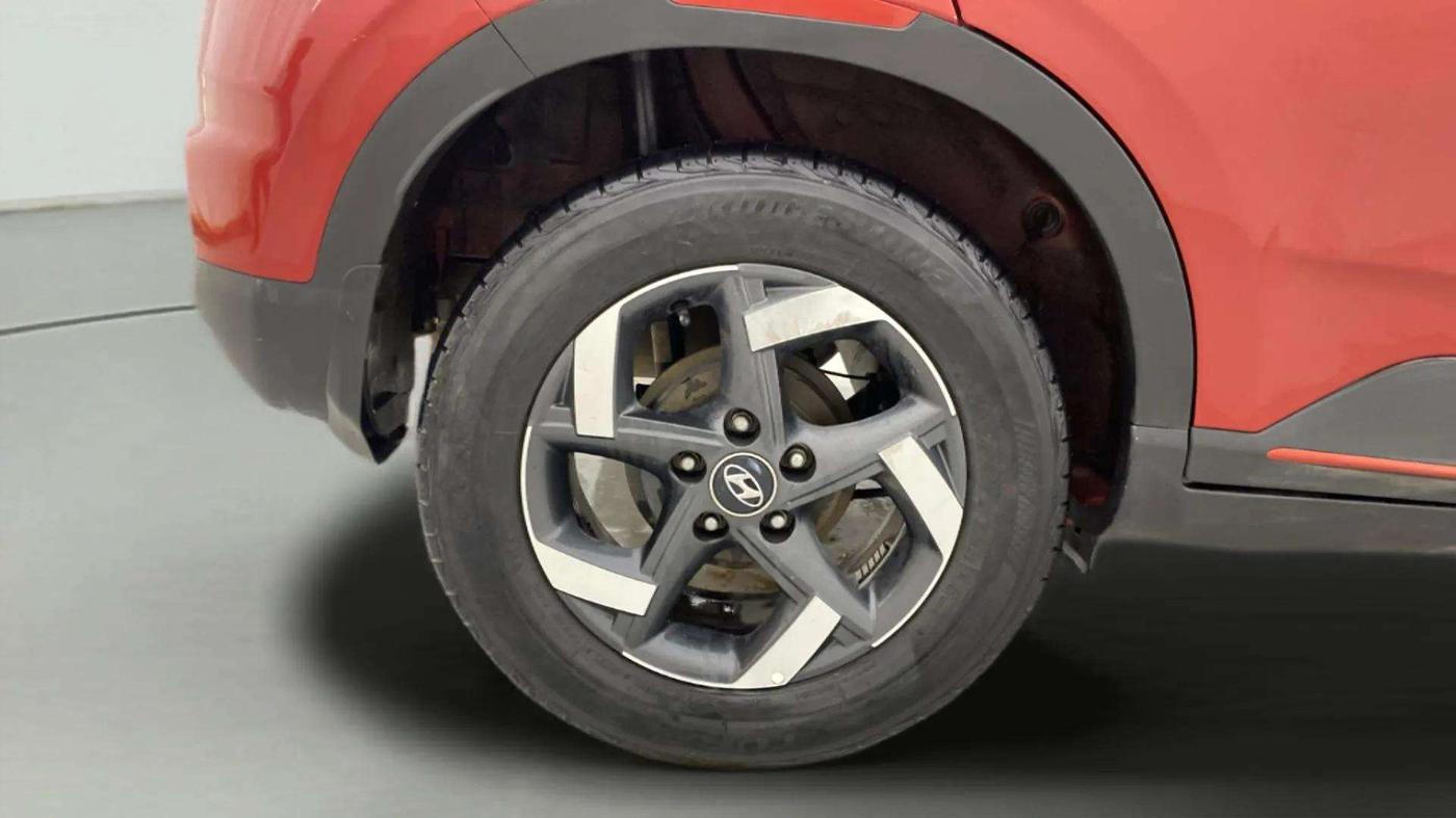 2019 Hyundai VENUE SX PLUS 1.0 TURBO DCT, Petrol, Automatic, 1,14,227 km, Right Rear Wheel