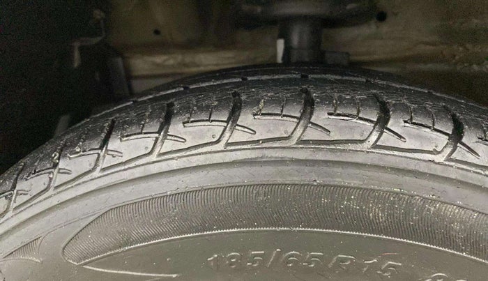 2012 Maruti Swift ZXI, Petrol, Manual, 37,735 km, Left Front Tyre Tread