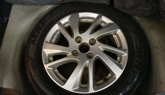 2012 Maruti Swift ZXI, Petrol, Manual, 37,735 km, Spare Tyre