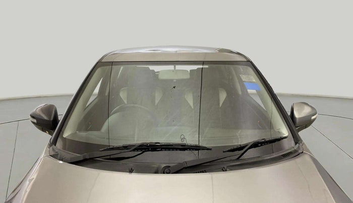 2012 Maruti Swift ZXI, Petrol, Manual, 37,735 km, Front Windshield