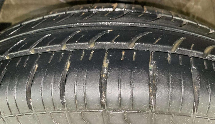 2020 Maruti Swift VXI, Petrol, Manual, 58,521 km, Left Front Tyre Tread