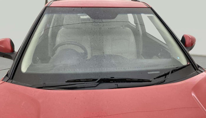 2022 Mahindra XUV300 W8 1.5 DIESEL, Diesel, Manual, 13,218 km, Front Windshield