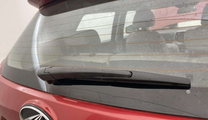 2022 Mahindra XUV300 W8 1.5 DIESEL, Diesel, Manual, 13,218 km, Rear Wiper