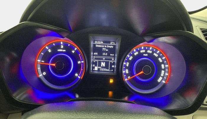 2022 Mahindra XUV300 W8 1.5 DIESEL, Diesel, Manual, 13,218 km, Odometer Image