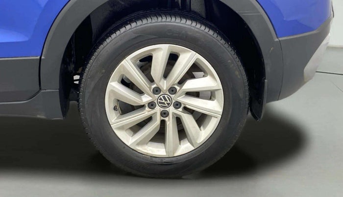 2022 Volkswagen TAIGUN HIGHLINE 1.0 TSI MT, Petrol, Manual, 30,496 km, Left Rear Wheel