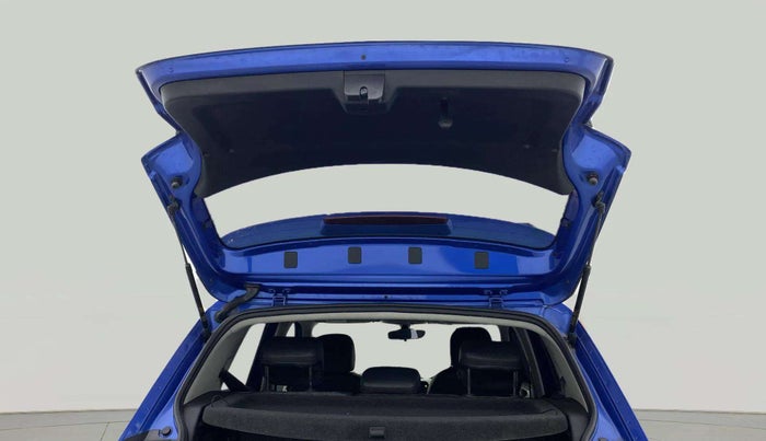 2022 Volkswagen TAIGUN HIGHLINE 1.0 TSI MT, Petrol, Manual, 30,496 km, Boot Door Open