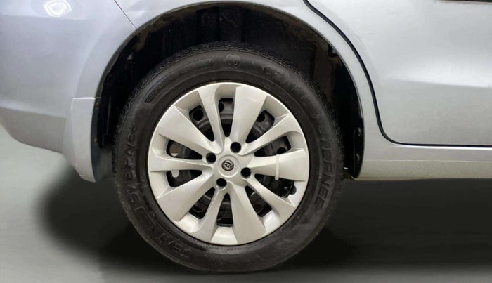 2013 Maruti Ertiga VXI CNG, CNG, Manual, 92,947 km, Right Rear Wheel