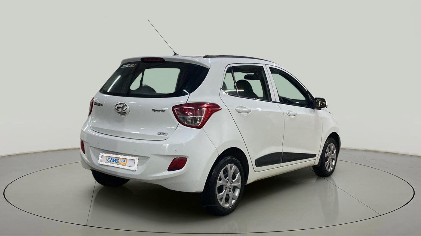 2016 Hyundai Grand i10 SPORTZ 1.2 KAPPA VTVT, Petrol, Manual, 48,261 km, Right Back Diagonal