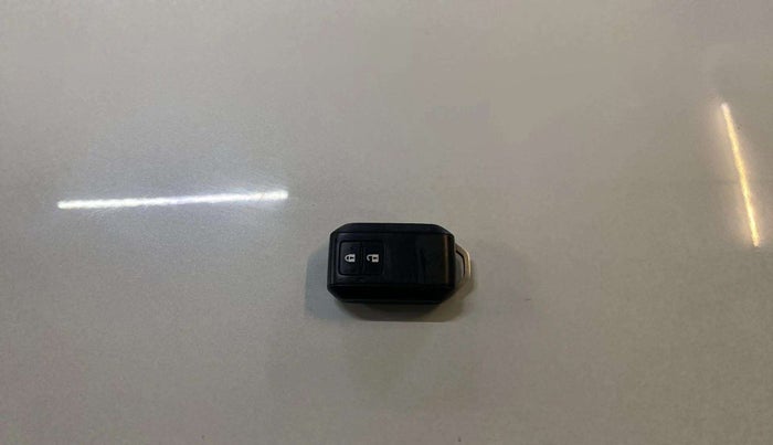 2022 Maruti XL6 ZETA MT, Petrol, Manual, 48,249 km, Key Close Up