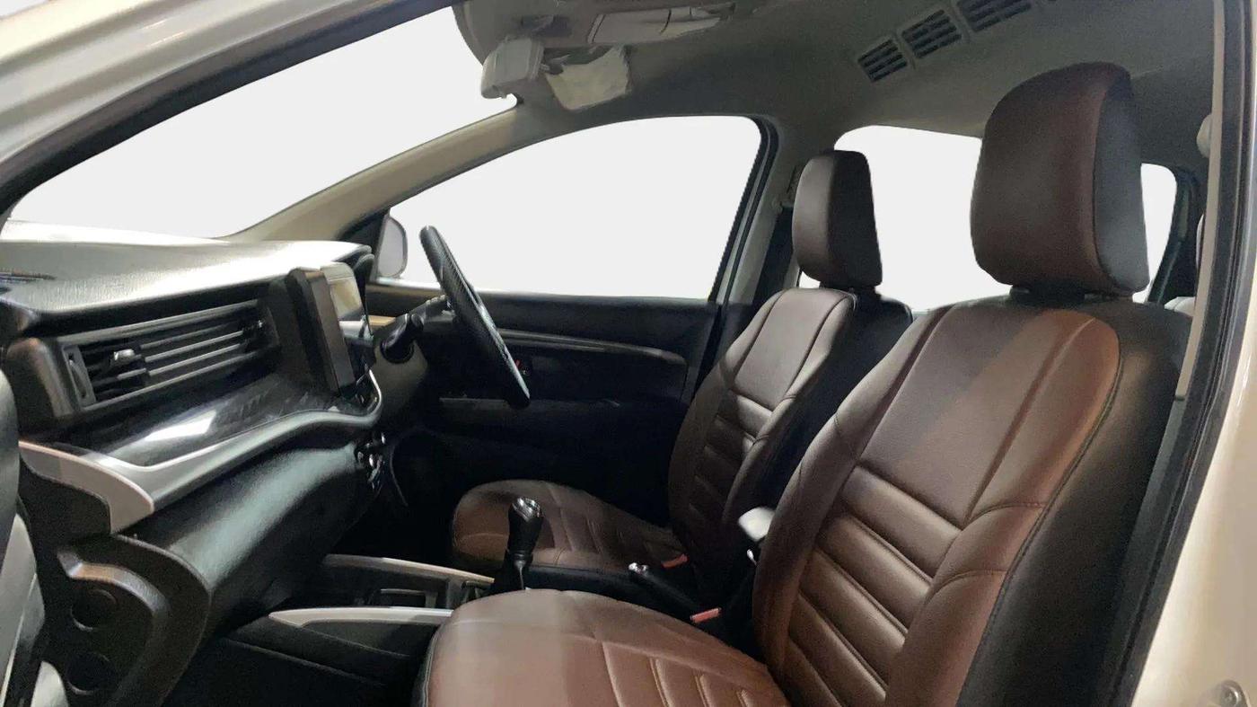 2022 Maruti XL6 ZETA MT, Petrol, Manual, 48,301 km, Right Side Front Door Cabin