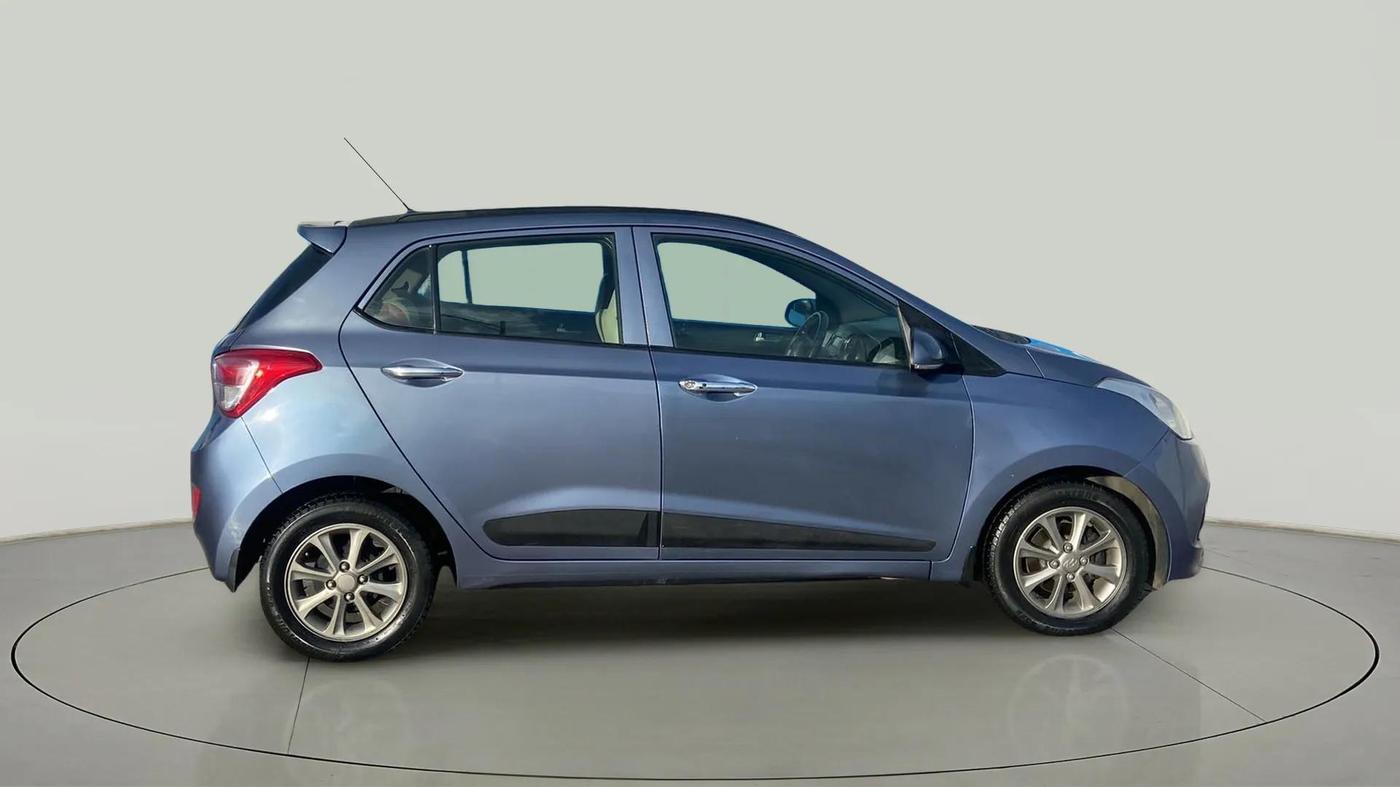 2016 Hyundai Grand i10 ASTA (O) AT 1.2 KAPPA VTVT, Petrol, Automatic, 76,894 km, Right Side View