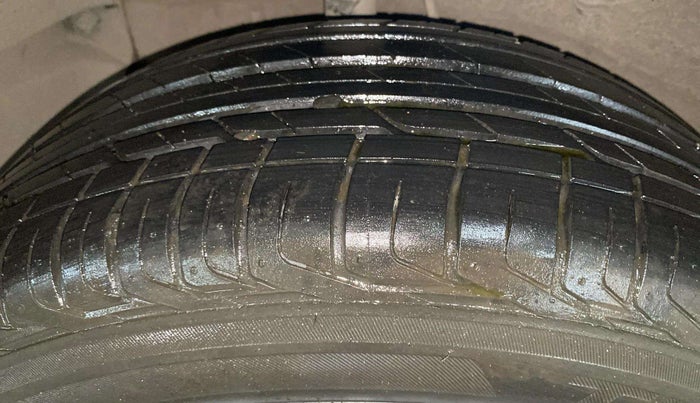 2019 Tata NEXON XMA PETROL, Petrol, Automatic, 59,107 km, Right Rear Tyre Tread