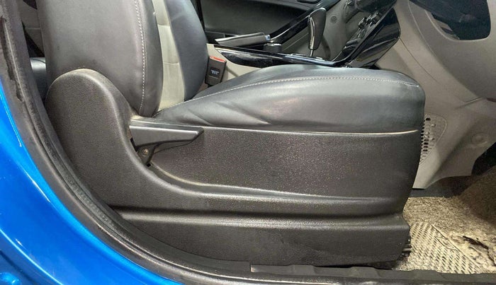 2019 Tata NEXON XMA PETROL, Petrol, Automatic, 59,107 km, Driver Side Adjustment Panel