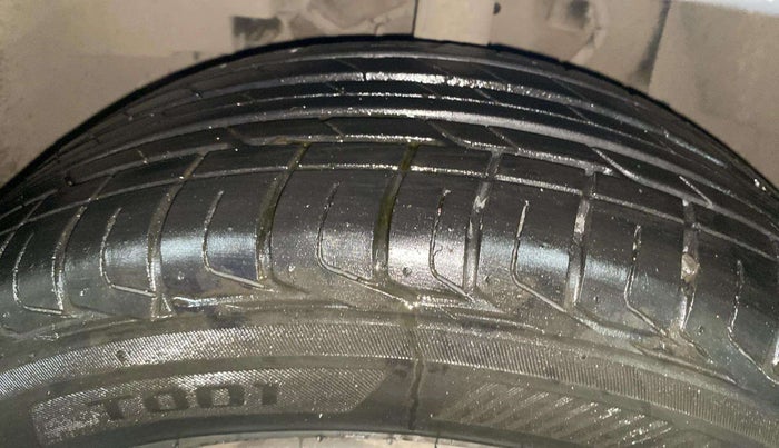 2019 Tata NEXON XMA PETROL, Petrol, Automatic, 59,107 km, Left Front Tyre Tread