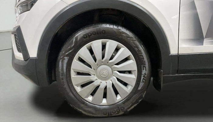 2023 Skoda KUSHAQ Active plus 1.0 TSI , Petrol, Manual, 44,611 km, Left Front Wheel
