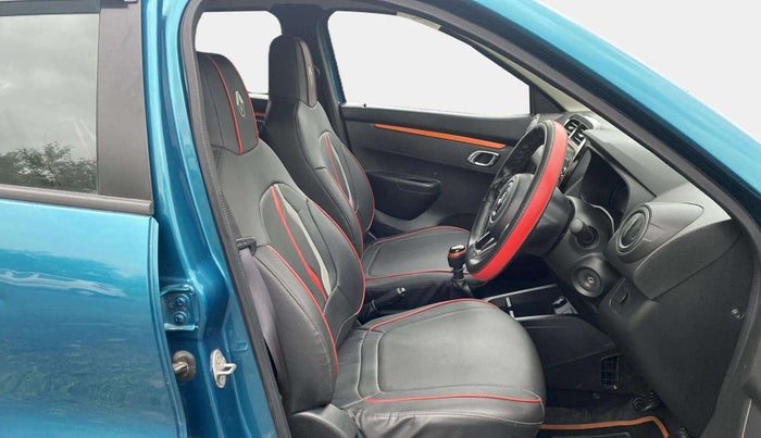2020 Renault Kwid CLIMBER 1.0 (O), Petrol, Manual, 5,488 km, Right Side Front Door Cabin