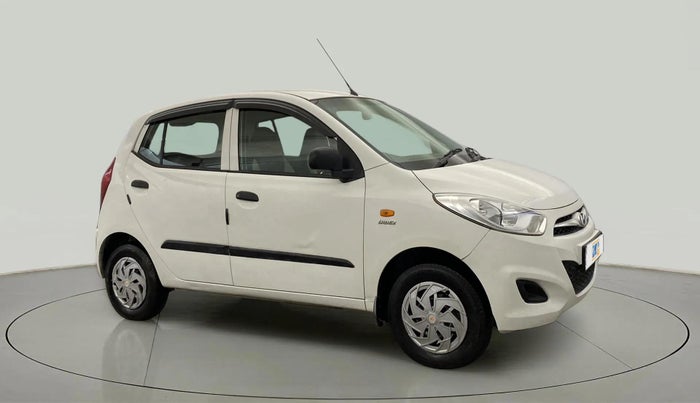 2013 Hyundai i10 MAGNA 1.1, CNG, Manual, 67,210 km, Right Front Diagonal