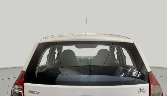 2013 Hyundai i10 MAGNA 1.1, CNG, Manual, 67,210 km, Rear Windshield
