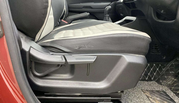 2021 KIA SONET HTK PLUS 1.2, Petrol, Manual, 22,958 km, Driver Side Adjustment Panel