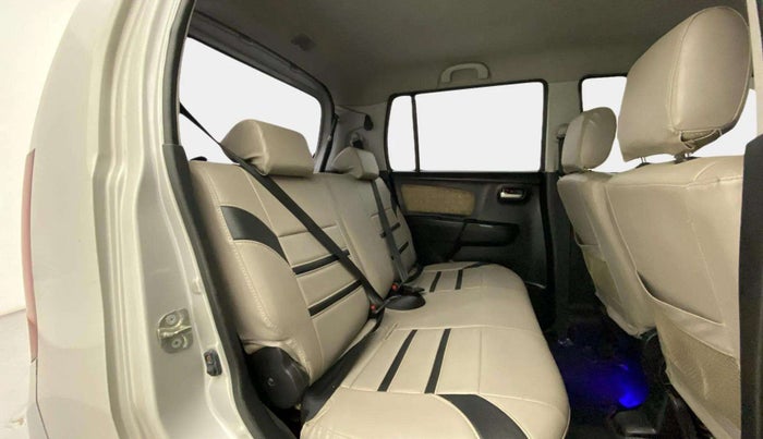 2017 Maruti Wagon R 1.0 VXI, Petrol, Manual, 68,721 km, Right Side Rear Door Cabin