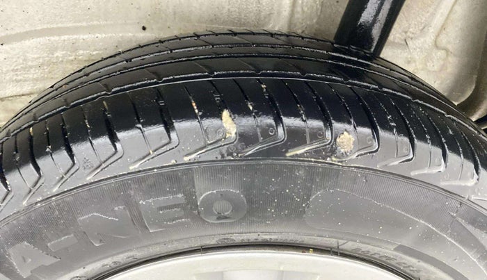 2021 Maruti New Wagon-R LXI CNG 1.0, CNG, Manual, 75,311 km, Left Rear Tyre Tread