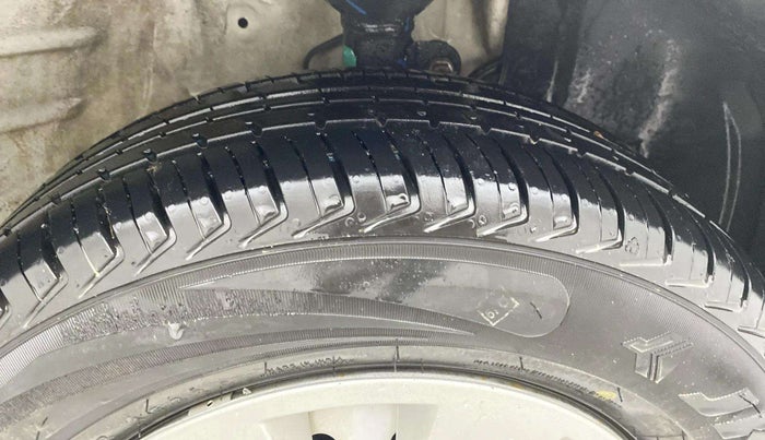 2021 Maruti New Wagon-R LXI CNG 1.0, CNG, Manual, 75,311 km, Right Front Tyre Tread