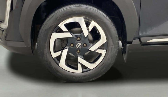 2022 Nissan MAGNITE XV PREMIUM TURBO CVT, Petrol, Automatic, 22,305 km, Left Front Wheel