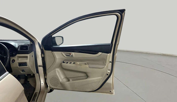 2016 Maruti Ciaz ZXI AT, Petrol, Automatic, 81,922 km, RHS Front Door
