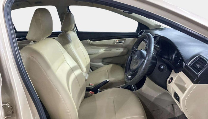 2016 Maruti Ciaz ZXI AT, Petrol, Automatic, 81,922 km, Right Side Front Door Cabin