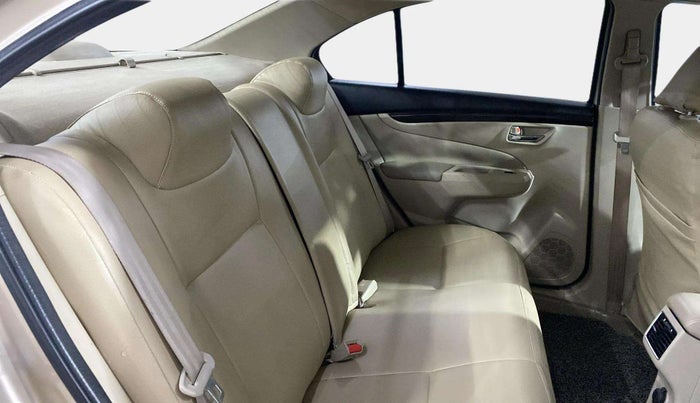 2016 Maruti Ciaz ZXI AT, Petrol, Automatic, 81,922 km, Right Side Rear Door Cabin